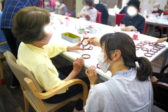 笑福 デイサービス 美容介護